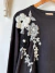 SWEATER LIBRA BORDADO en internet