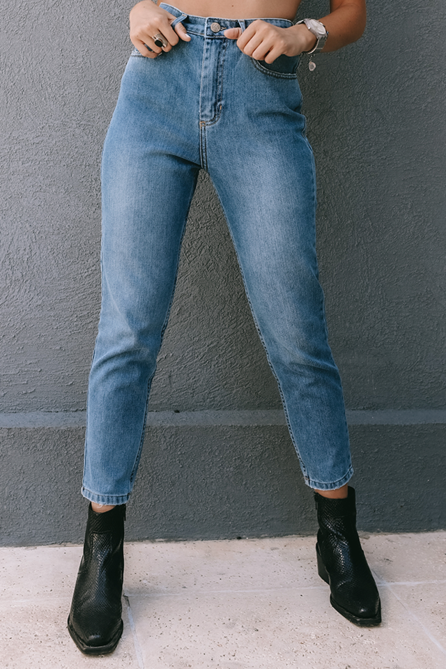 Jean Mom thumbnail 2