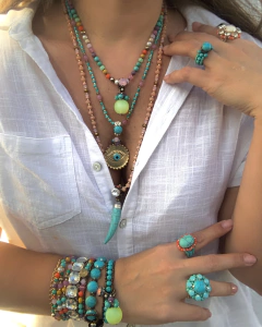 Colar Sicília turquesa curto na internet