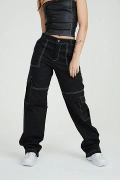 Calça Megan - Preta e Off White - comprar online