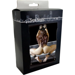 Fetiche Sex Night Amarras Sofá Com Máscara