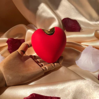 Vibrador My Heart Sugador Clitoriano em Formato De Coração