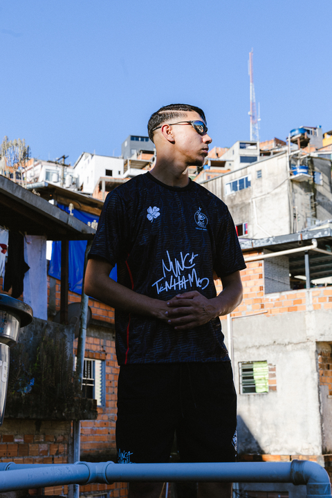 Camisa de time Nunca Tenha Medo LPT ZLATAN - Preta - comprar online