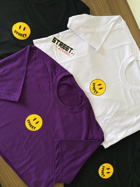 Cropped Street Smile - Street Apparel