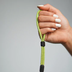 Phone Leash Migs | Verde Neon na internet