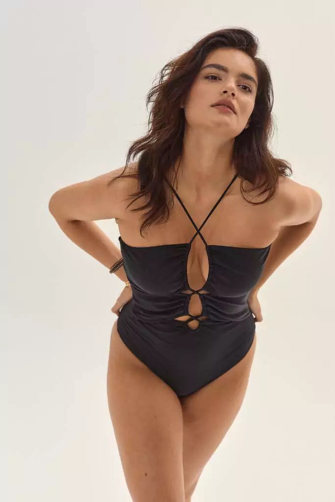 Entero Cora Negro