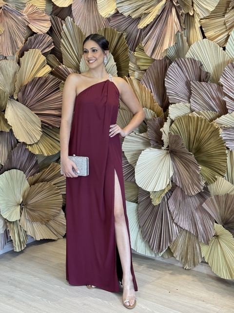 Vestido Amplo um ombro só Vinho Suzi