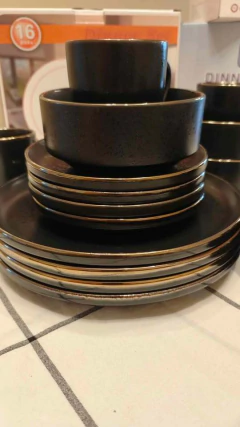 JUEGO VAJILLA X16 PIEZAS CAROLINA - Señores Muebles