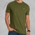 Camiseta masculina verde musgo da marca Thankfield, modelo Ref.3329, em vista frontal.