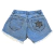 Shorts jeans infantil azul claro com bainha desfiada e bolso traseiro com bordado de estrela e logotipo Country & Cia