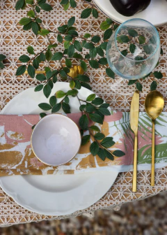 Set Florecer: 4 servilletas + 4 portaservilletas en internet