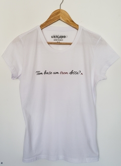 Baby look TEM BASE UM TREM DESSE? | Cor branca na internet