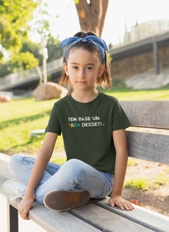 Camiseta Infantil TEM BASE UM TREM DESSE?! | cor verde