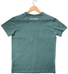 Camiseta unissex TEM BASE UM TREM DESSE?! | Cor verde escuro - UAILAND