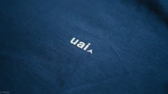 Camiseta unissex UAI - alto relevo| cor Azul Marinho- na internet