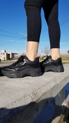 Zapatillas ROMA negro - Xiomara Calzados