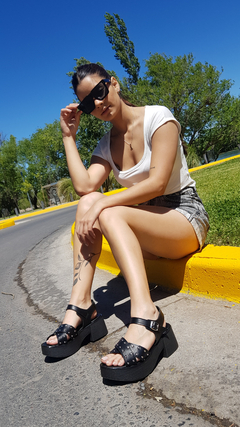 Sandalias XANA negro - comprar online