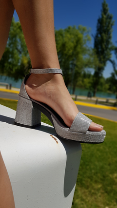 Imagen de Sandalias RENATA plata