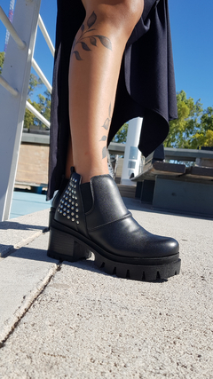 Botas GROOVE negro - comprar online