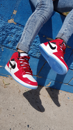 Imagen de JORDAN HIGH rojo