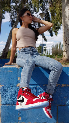 JORDAN HIGH rojo en internet