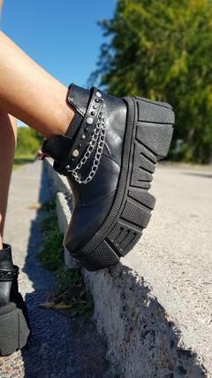 Botas DARK negro