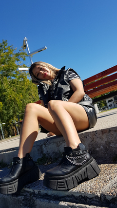 Botas DARK negro en internet