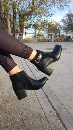Botas LUCIA negro en internet