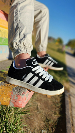 Campus 00s negro