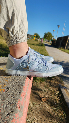 DUNK SB DIOR celeste - Xiomara Calzados