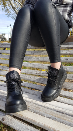 Borcegos BRENDA negro - tienda online