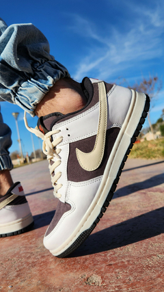 DUNK SB blanco/marrón - Xiomara Calzados