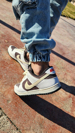 DUNK SB blanco/marrón en internet