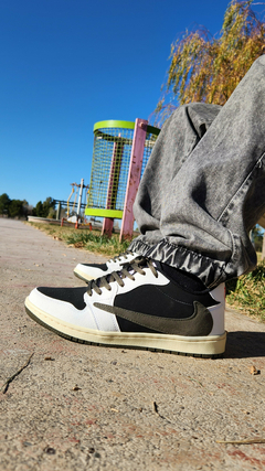 DUNK TRAVIS SCOTT inverse - tienda online