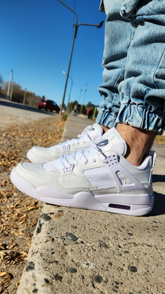 RETRO 4 blanco