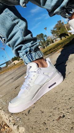 RETRO 4 blanco en internet