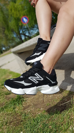 New Balance 9060 negro