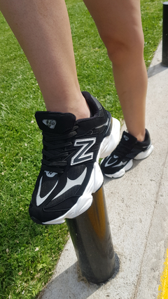 New Balance 9060 negro - Xiomara Calzados