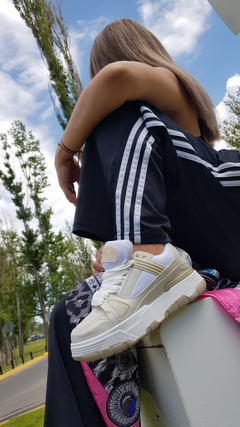 Zapatillas STREET beige - Xiomara Calzados