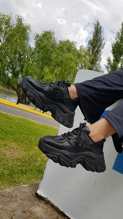 Zapatillas CONAN negro - comprar online