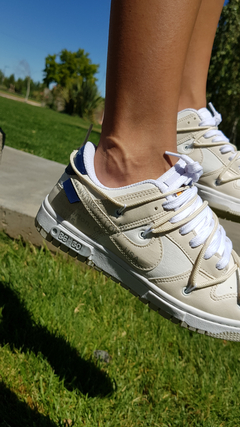 Dunk 2 beige en internet