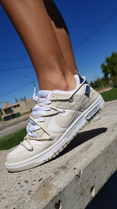Dunk 2 beige en internet