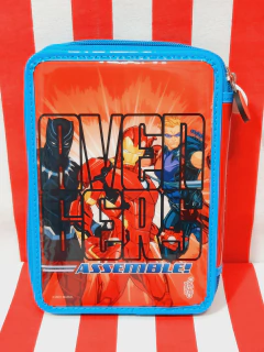 Cartuchera 2 pisos con Set Escolar AVENGERS de Cresko (020782) - Libreria Pincelada