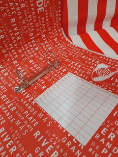 Carpeta A4 River Plate de Mooving (011830) en internet