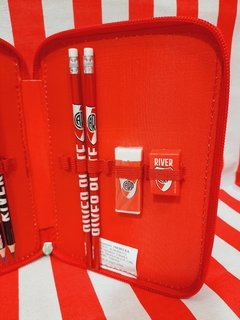 Cartuchera 1 piso con Set Escolar RIVER PLATE de Cresko (020781)