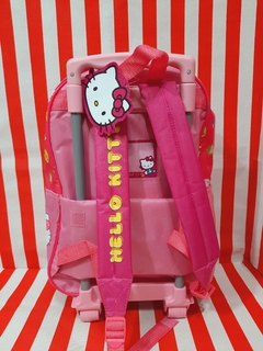 Mochila con carro 16" Hello Kitty de Wabro (025466)
