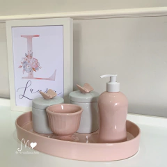 KIT HIGIENE BORBOLETA BRANCO E ROSA SUAVE ELEGANCE - comprar online