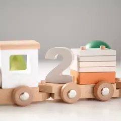 TRENZINHO COM NÚMEROS E PECINHAS - BRINQUE E DECORE - Mimos di Luxo