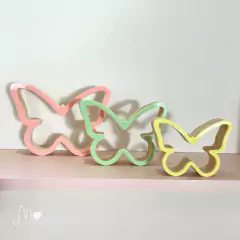 TRIO DE BORBOLETAS VAZADAS