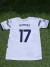 Camiseta del Tottenham Hotspur para niño con el nombre "Romero" y el número 17 en la parte posterior.